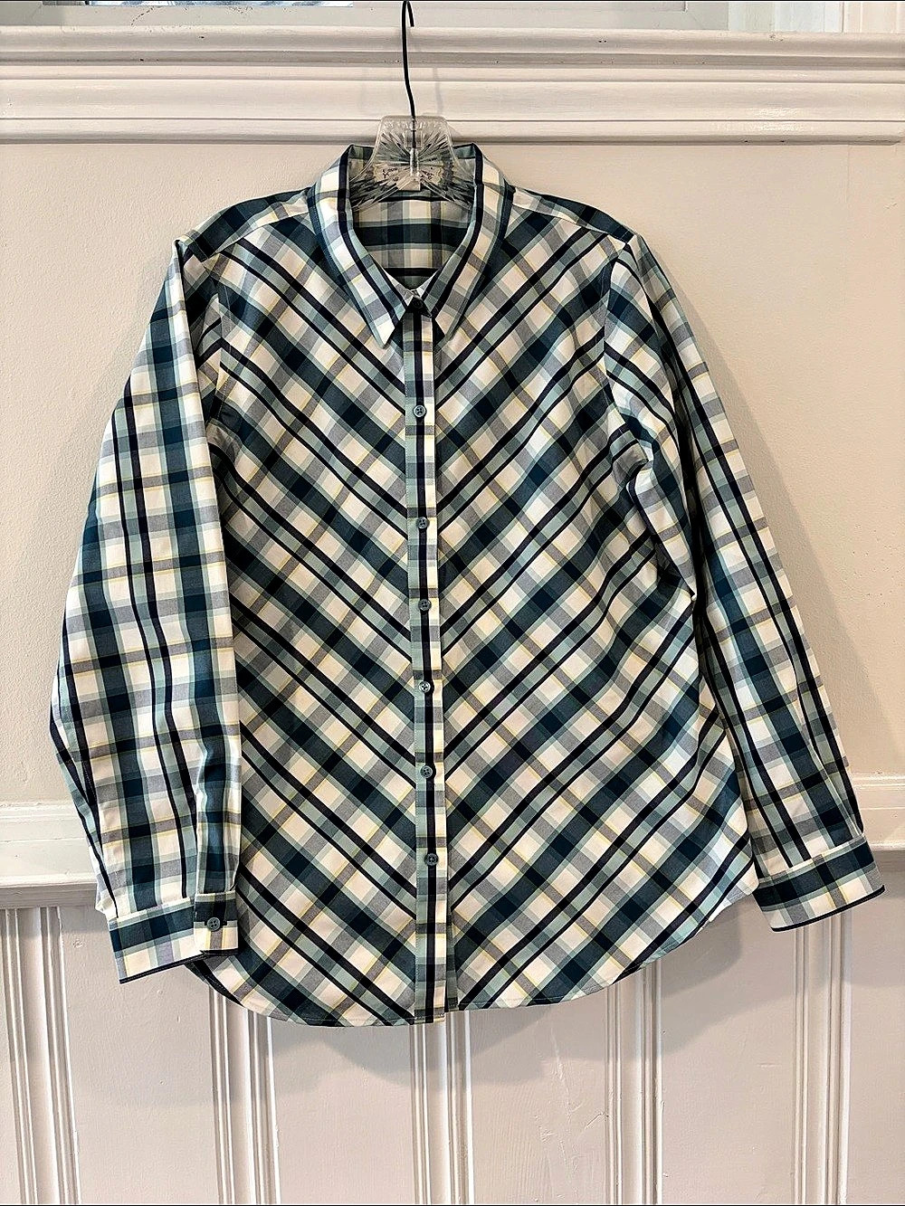 Coldwater Creek Women's Plaid Button Down Blue & White Size 12P Like New